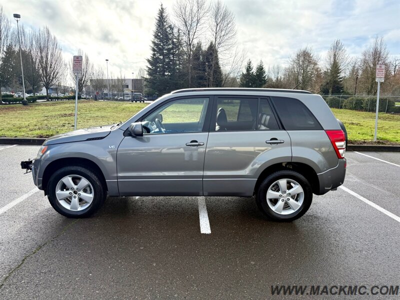 2010 Suzuki Grand Vitara XSport 4x4 1-Owner RV Tow Hook   - Photo 11 - Hillsboro, OR 97123