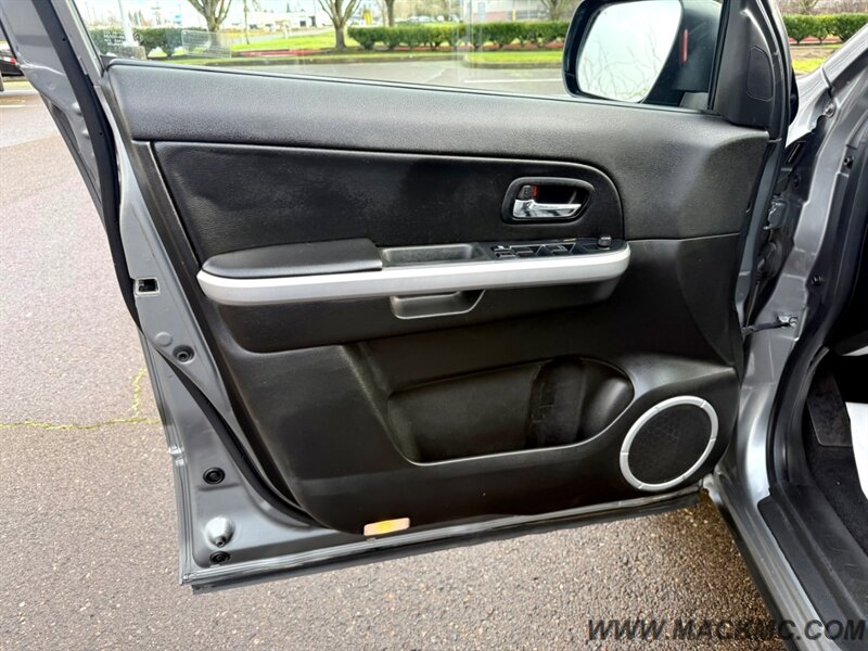 2010 Suzuki Grand Vitara XSport 4x4 1-Owner RV Tow Hook   - Photo 25 - Hillsboro, OR 97123