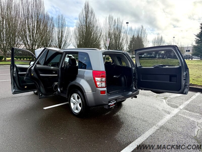 2010 Suzuki Grand Vitara XSport 4x4 1-Owner RV Tow Hook   - Photo 31 - Hillsboro, OR 97123