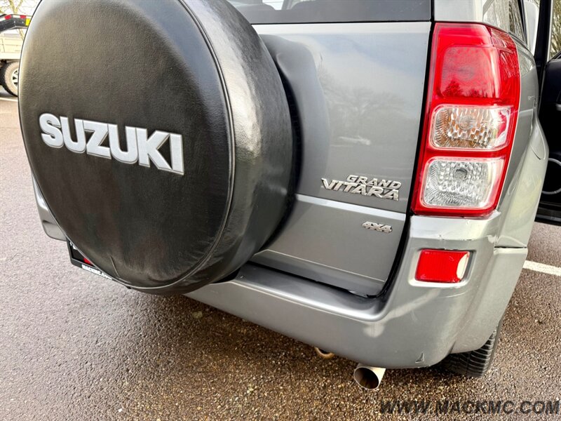 2010 Suzuki Grand Vitara XSport 4x4 1-Owner RV Tow Hook   - Photo 26 - Hillsboro, OR 97123