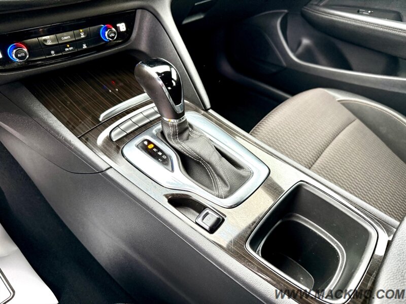 2019 Buick Regal Sportback Preferred II - Photo 13 - Hillsboro, OR 97123