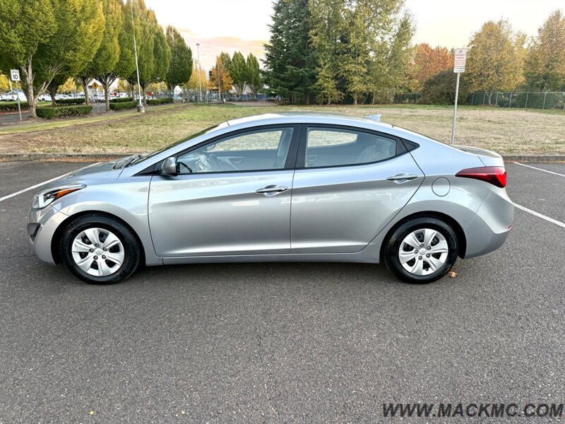 2016 Hyundai ELANTRA SE - Photo 3 - Hillsboro, OR 97123