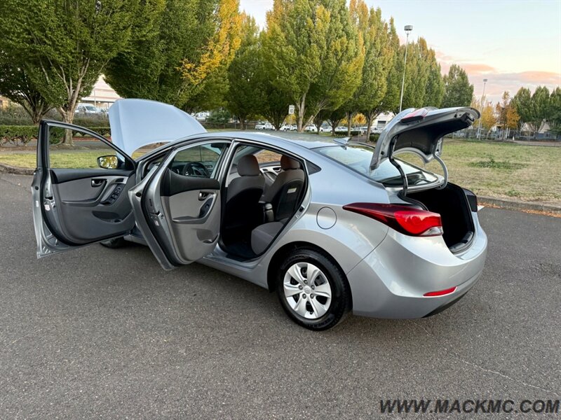 2016 Hyundai ELANTRA SE - Photo 25 - Hillsboro, OR 97123