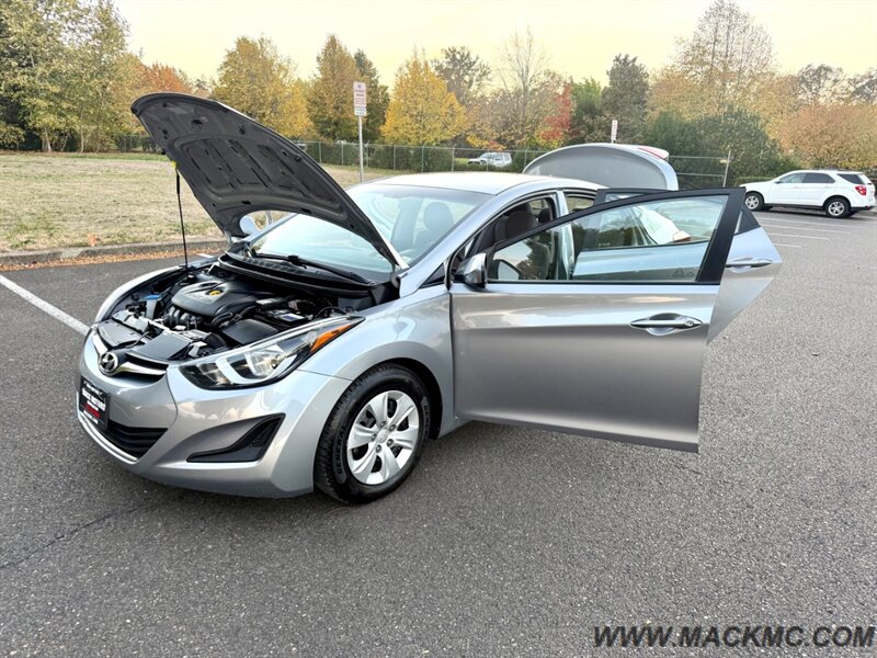 2016 Hyundai ELANTRA SE - Photo 23 - Hillsboro, OR 97123