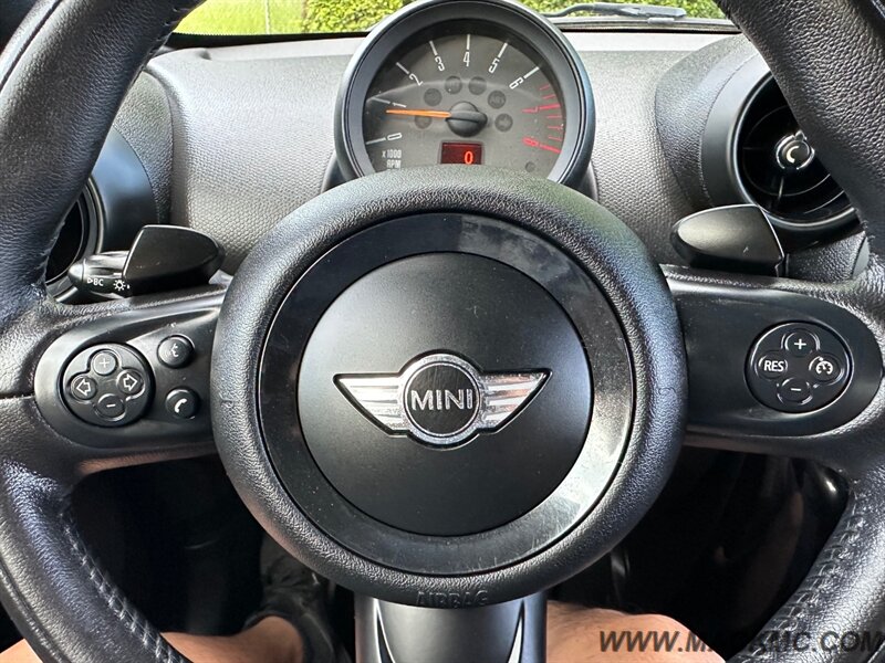 2015 MINI Countryman Cooper S   - Photo 21 - Hillsboro, OR 97123