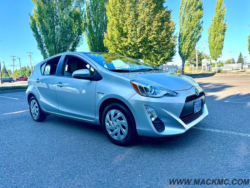 2016 Toyota Prius c One   - Photo 5 - Hillsboro, OR 97123