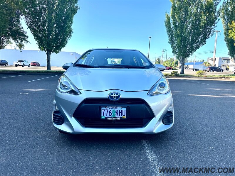 2016 Toyota Prius c One   - Photo 4 - Hillsboro, OR 97123