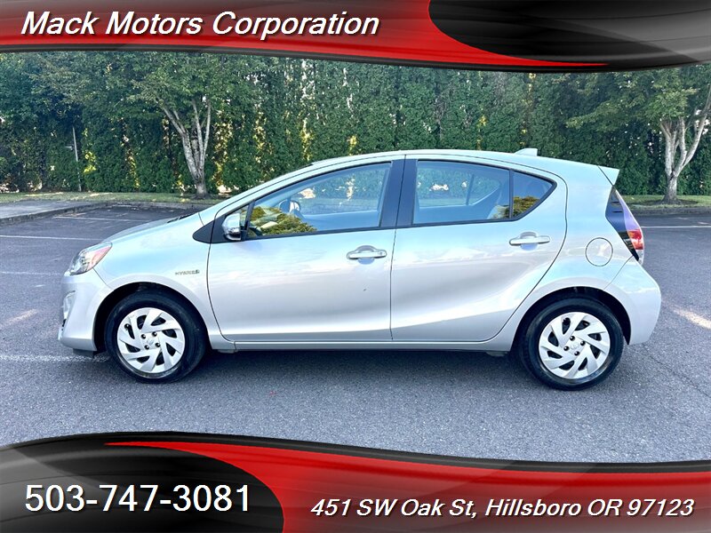 2016 Toyota Prius c One   - Photo 1 - Hillsboro, OR 97123