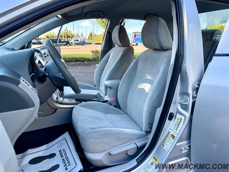 2010 Toyota Corolla LE Automatic 2 Owner 34-MPG   - Photo 14 - Hillsboro, OR 97123