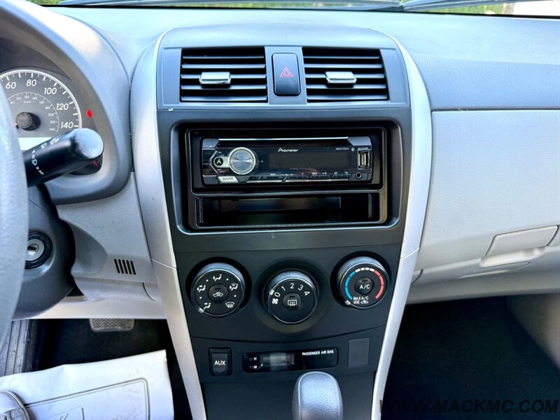 2010 Toyota Corolla LE Automatic 2 Owner 34-MPG   - Photo 13 - Hillsboro, OR 97123