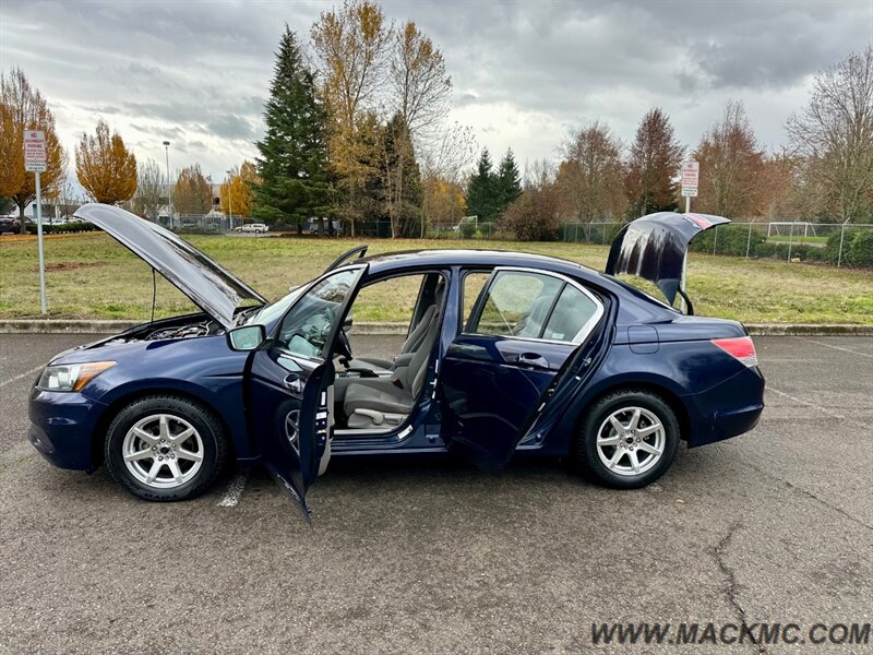 2011 Honda Accord LX Automatic 34-MPG   - Photo 21 - Hillsboro, OR 97123