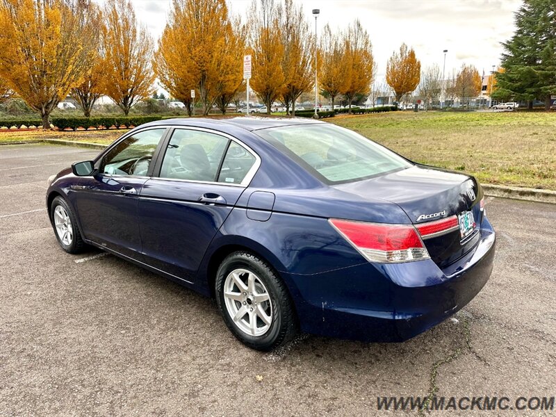 2011 Honda Accord LX Automatic 34-MPG   - Photo 9 - Hillsboro, OR 97123