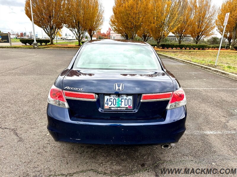 2011 Honda Accord LX Automatic 34-MPG   - Photo 8 - Hillsboro, OR 97123