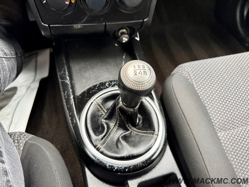 2003 Hyundai Tiburon 5-Speed Manual 87K Low Miles New Tires   - Photo 12 - Hillsboro, OR 97123