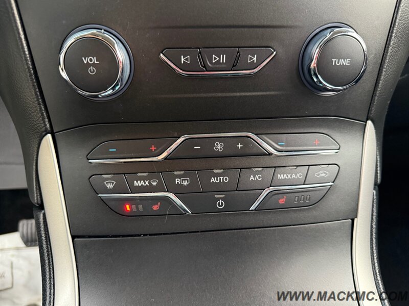 2019 Ford Edge SEL Loaded 56K Low Miles 2-Owner back Up cam AWD - Photo 18 - Hillsboro, OR 97123