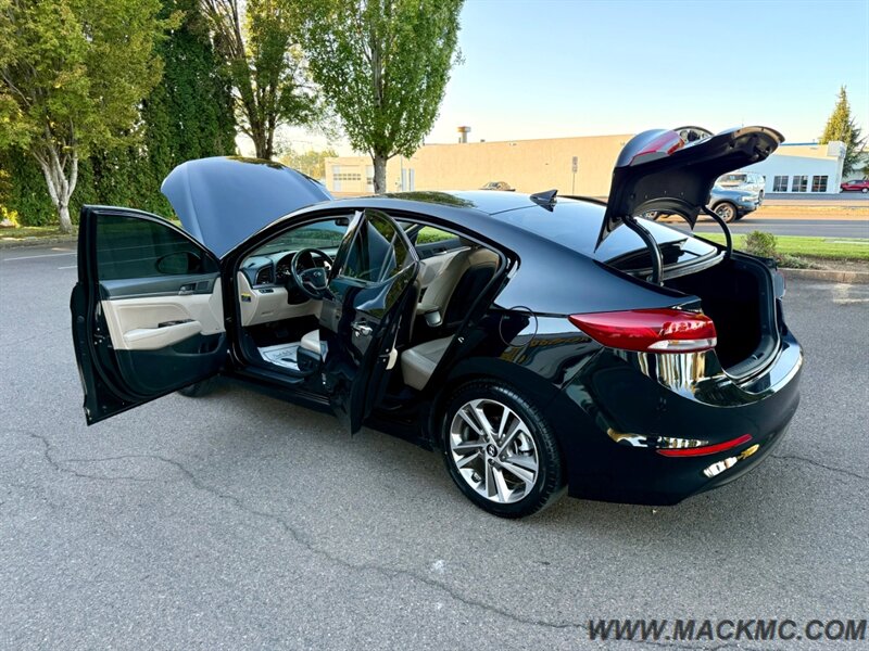 2017 Hyundai ELANTRA Limited Leather back Up Camera New Tires   - Photo 21 - Hillsboro, OR 97123