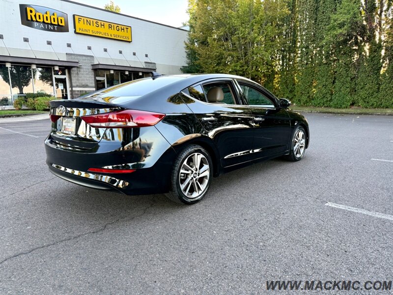 2017 Hyundai ELANTRA Limited Leather back Up Camera New Tires   - Photo 7 - Hillsboro, OR 97123