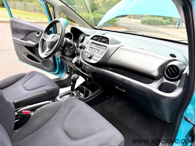 2013 Honda Fit Sport Automatic 1-Owner 68K Low Miles   - Photo 2 - Hillsboro, OR 97123