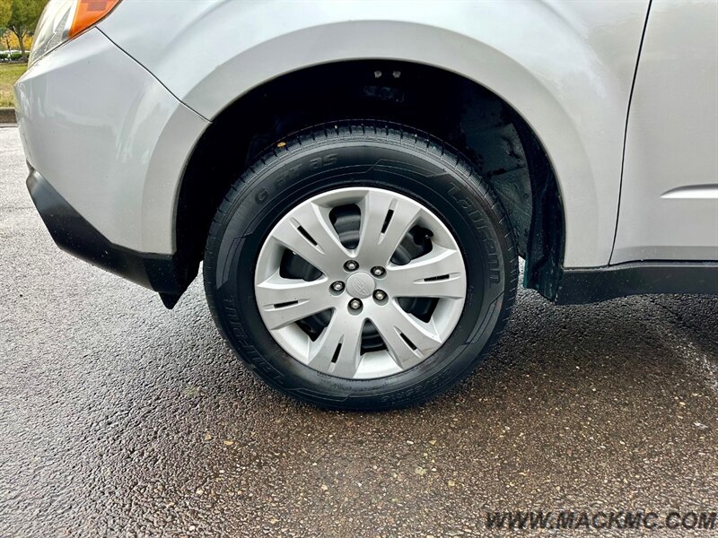 2010 Subaru Forester 2.5X 5-Speed Manual 2-Owner Low Miles   - Photo 3 - Hillsboro, OR 97123