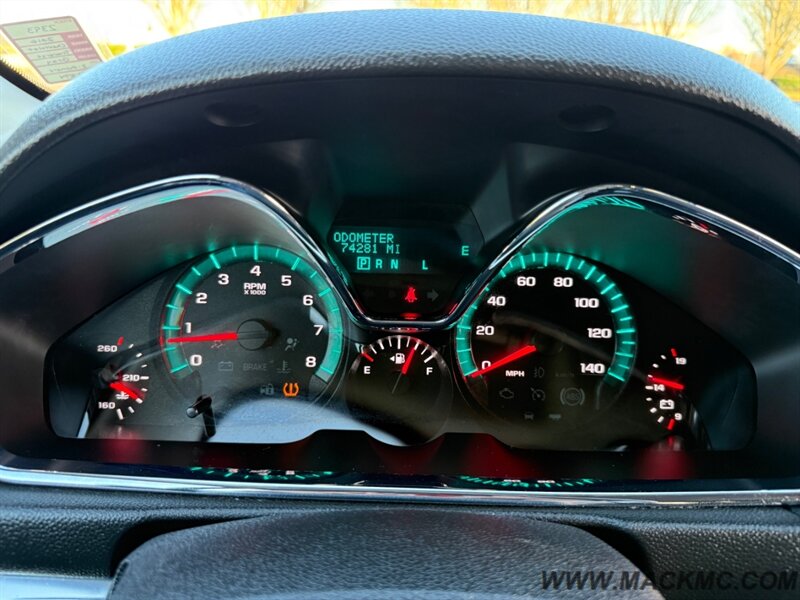 2016 Chevrolet Traverse LT 3RD Row Seating 74K Low Miles AWD   - Photo 13 - Hillsboro, OR 97123