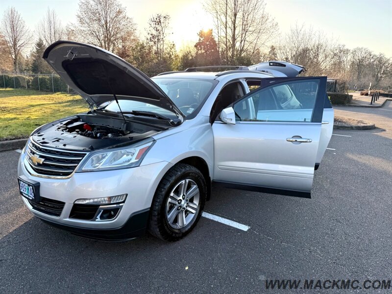 2016 Chevrolet Traverse LT 3RD Row Seating 74K Low Miles AWD   - Photo 28 - Hillsboro, OR 97123