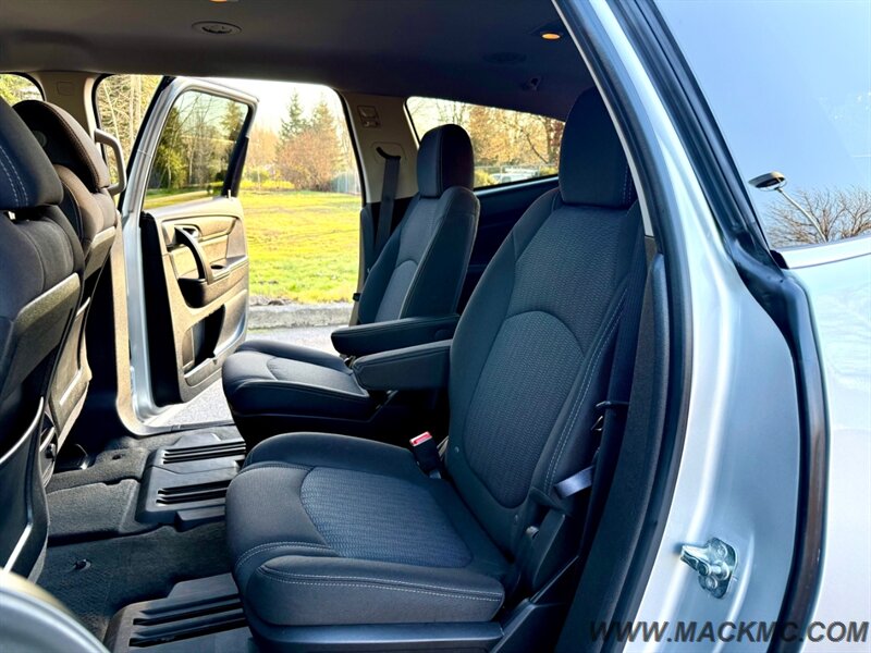 2016 Chevrolet Traverse LT 3RD Row Seating 74K Low Miles AWD   - Photo 21 - Hillsboro, OR 97123