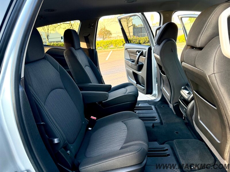 2016 Chevrolet Traverse LT 3RD Row Seating 74K Low Miles AWD   - Photo 20 - Hillsboro, OR 97123