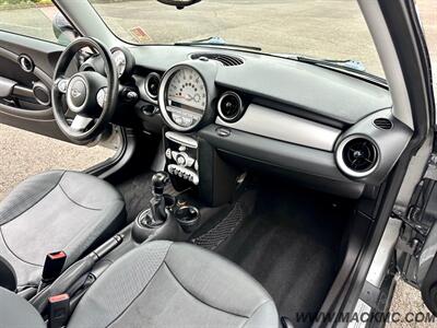 2010 MINI Cooper Base Leather moonroof Low 81K miles  