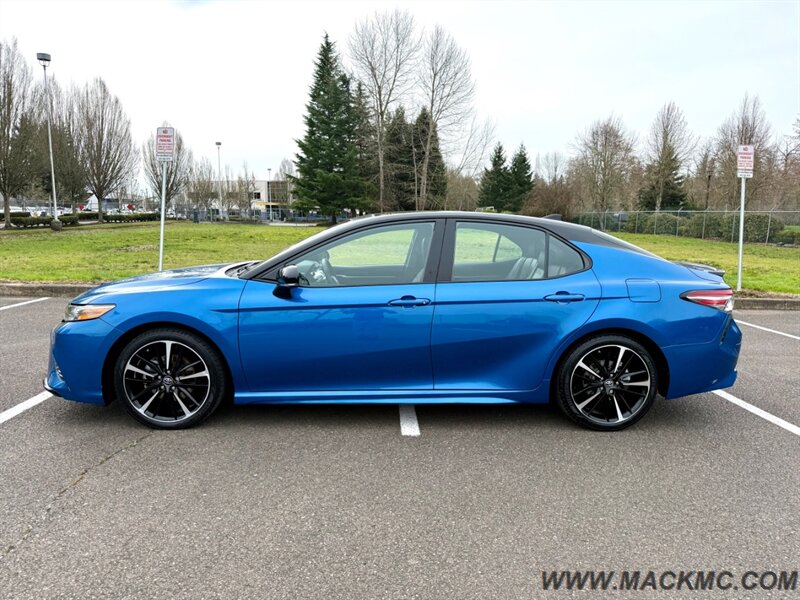 2019 Toyota Camry XSE   - Photo 3 - Hillsboro, OR 97123