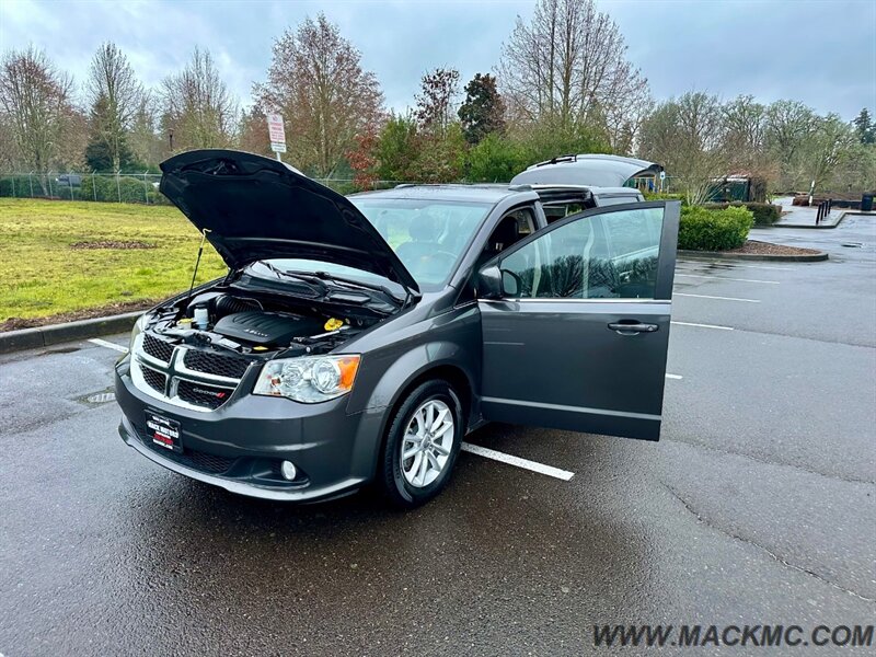 2018 Dodge Grand Caravan SXT   - Photo 32 - Hillsboro, OR 97123