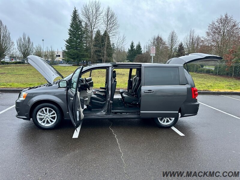 2018 Dodge Grand Caravan SXT   - Photo 31 - Hillsboro, OR 97123