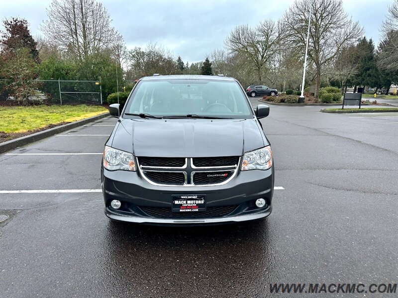 2018 Dodge Grand Caravan SXT   - Photo 4 - Hillsboro, OR 97123