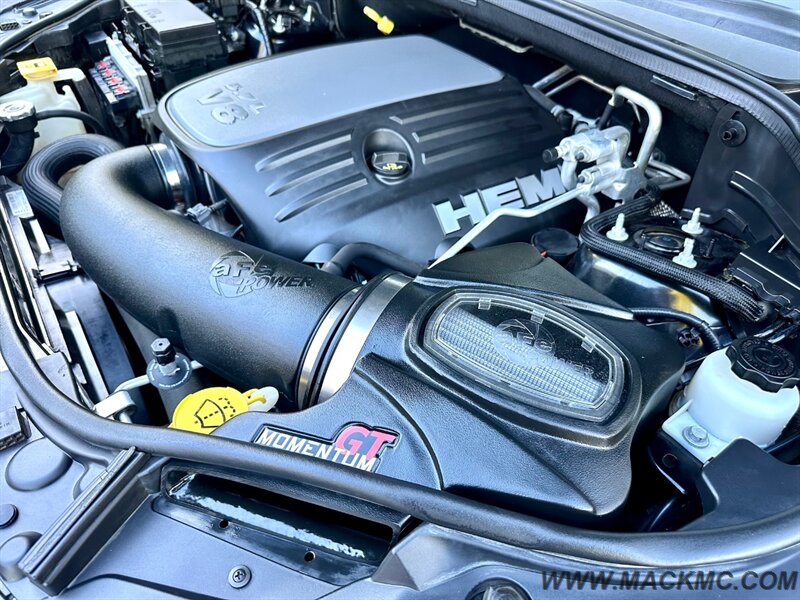 2013 Dodge Durango R/T Triple Black V8 Hemi AWD   - Photo 12 - Hillsboro, OR 97123