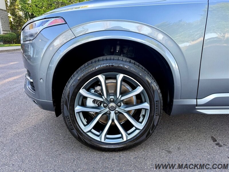 2017 Volvo XC90 T6 Momentum Pano Roof 3RD Wow Seat Nav   - Photo 10 - Hillsboro, OR 97123