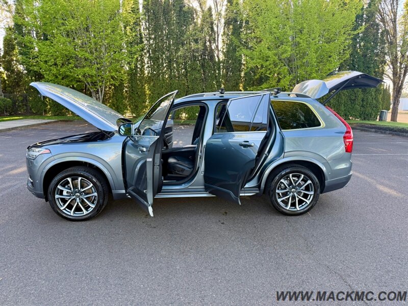 2017 Volvo XC90 T6 Momentum Pano Roof 3RD Wow Seat Nav   - Photo 30 - Hillsboro, OR 97123