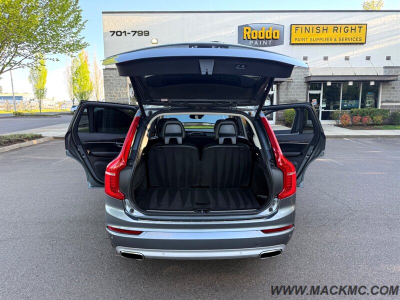 2017 Volvo XC90 T6 Momentum Pano Roof 3RD Wow Seat Nav   - Photo 32 - Hillsboro, OR 97123