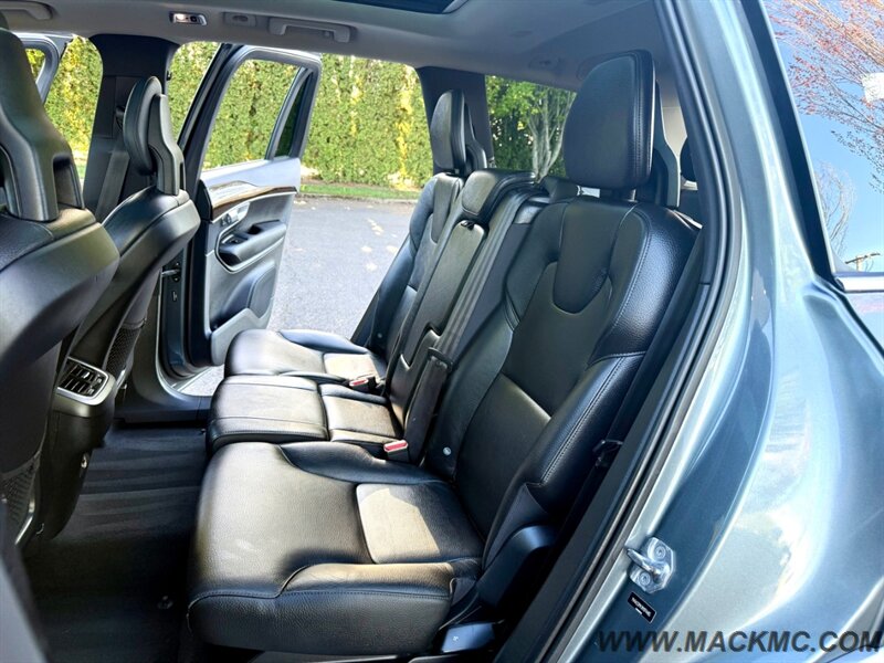 2017 Volvo XC90 T6 Momentum Pano Roof 3RD Wow Seat Nav   - Photo 21 - Hillsboro, OR 97123