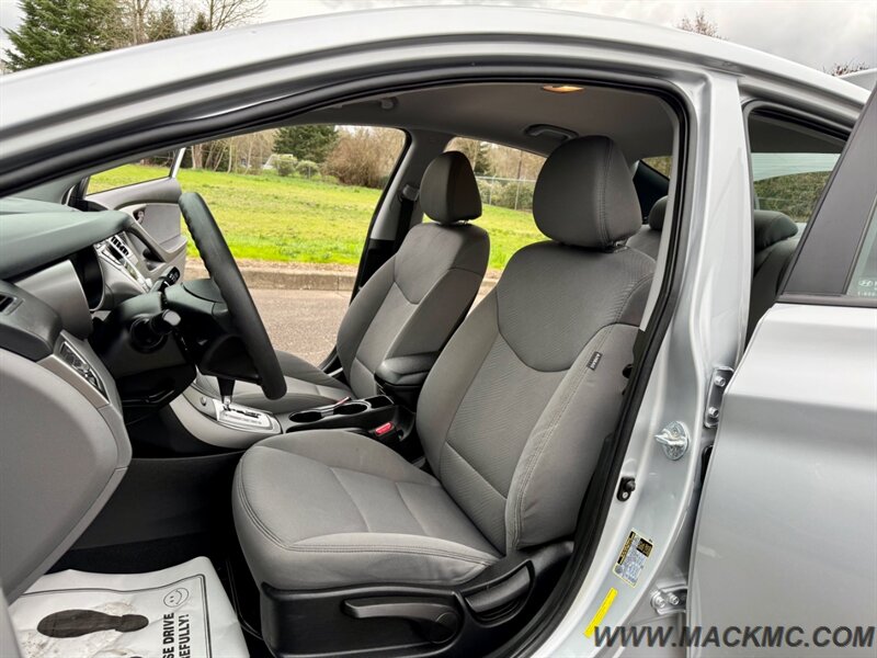 2011 Hyundai ELANTRA GLS 61k Low Miles 2-owner 38-MPG - Photo 15 - Hillsboro, OR 97123