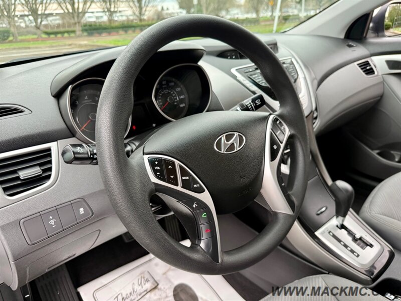 2011 Hyundai ELANTRA GLS 61k Low Miles 2-owner 38-MPG - Photo 11 - Hillsboro, OR 97123