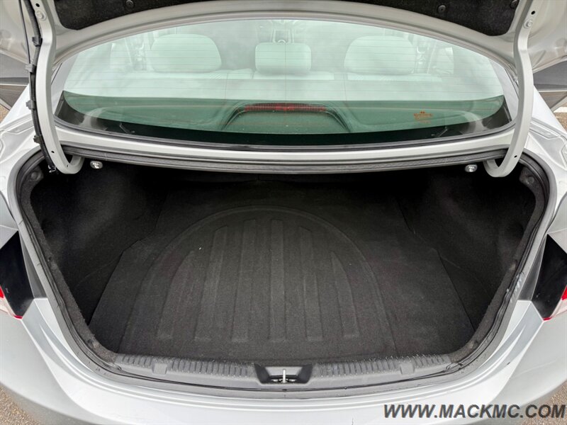 2011 Hyundai ELANTRA GLS 61k Low Miles 2-owner 38-MPG - Photo 21 - Hillsboro, OR 97123