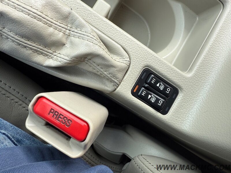 2013 Subaru XV Crosstrek 2.0i Limited Leather Heated Seats Roof Rack AWD   - Photo 30 - Hillsboro, OR 97123