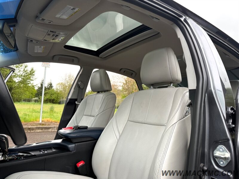 2013 Toyota Avalon Limited Loaded Navi Back Up Camera Moonroof V6   - Photo 16 - Hillsboro, OR 97123