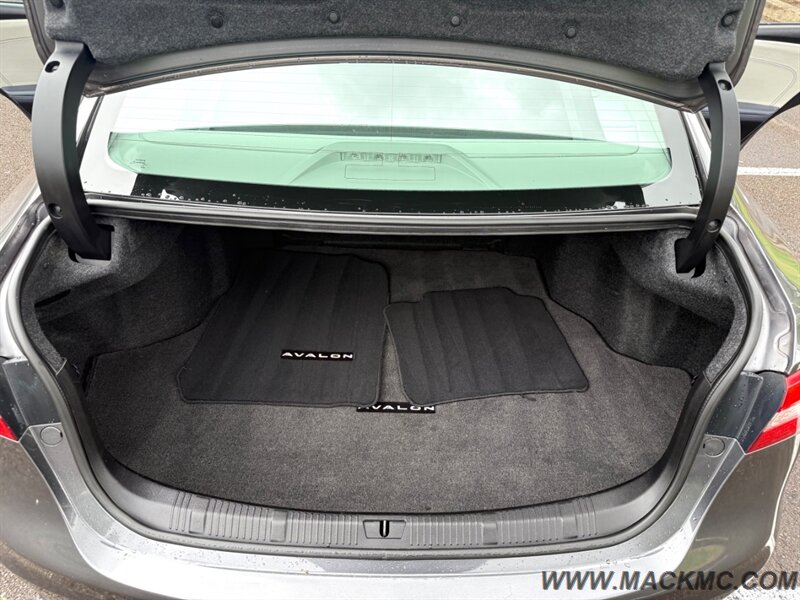 2013 Toyota Avalon Limited Loaded Navi Back Up Camera Moonroof V6   - Photo 21 - Hillsboro, OR 97123