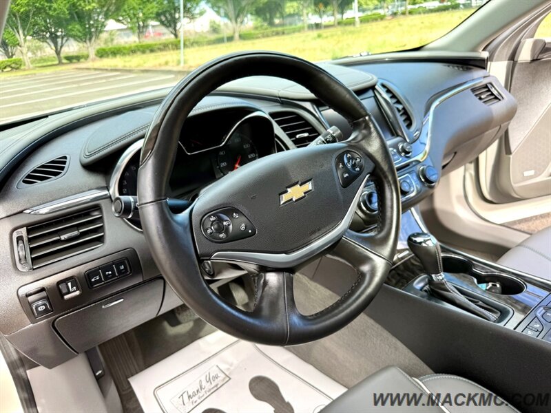 2014 Chevrolet Impala LTZ Loaded Leather Dual Roof Navi 1-Owner   - Photo 12 - Hillsboro, OR 97123