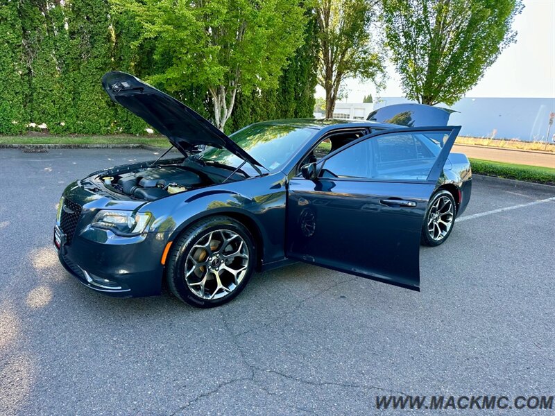 2015 Chrysler 300 Series S 1-owner panoramic Roof 31-MPG - Photo 27 - Hillsboro, OR 97123