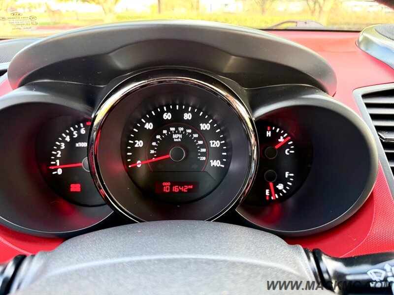 2010 Kia Soul Sport 5-Speed Manual 30-MPG - Photo 12 - Hillsboro, OR 97123