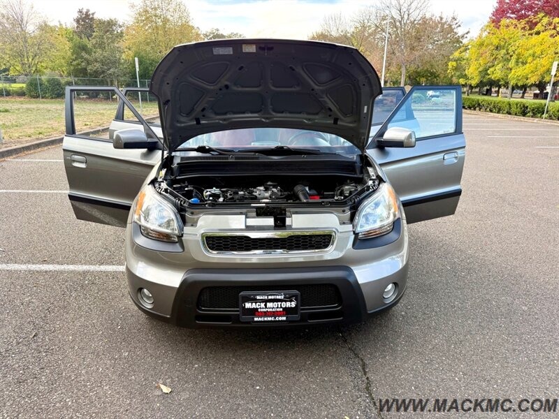 2010 Kia Soul Sport 5-Speed Manual 30-MPG - Photo 23 - Hillsboro, OR 97123