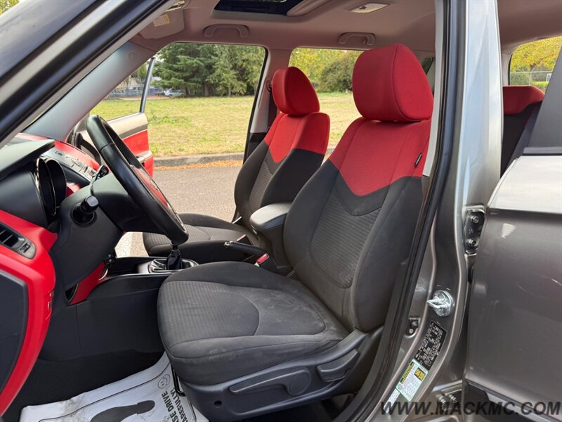 2010 Kia Soul Sport 5-Speed Manual 30-MPG - Photo 15 - Hillsboro, OR 97123