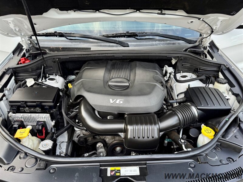 2014 Jeep Grand Cherokee Laredo Premium Wheels AWD 24-MPG   - Photo 20 - Hillsboro, OR 97123