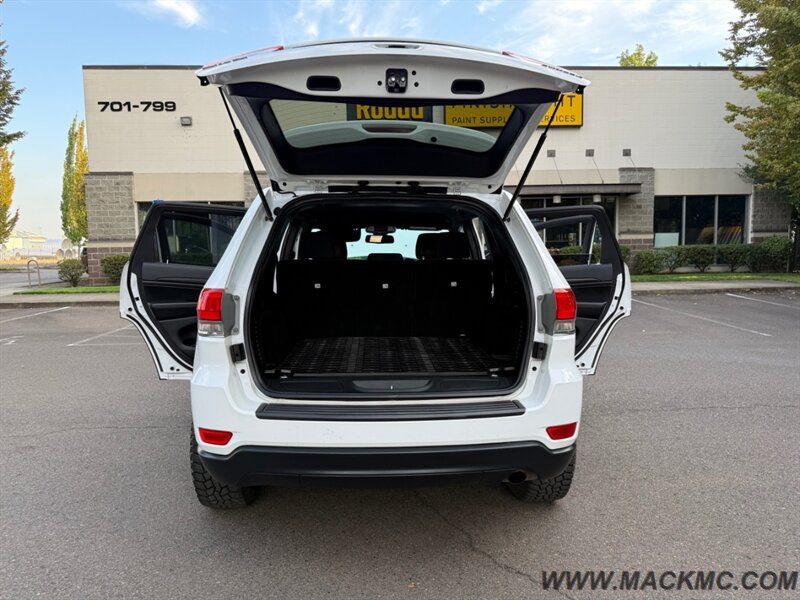 2014 Jeep Grand Cherokee Laredo Premium Wheels AWD 24-MPG   - Photo 27 - Hillsboro, OR 97123